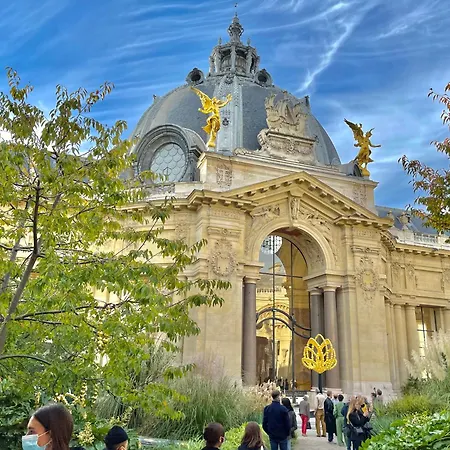 Avenue Montaigne Bienvenue Apartmán *